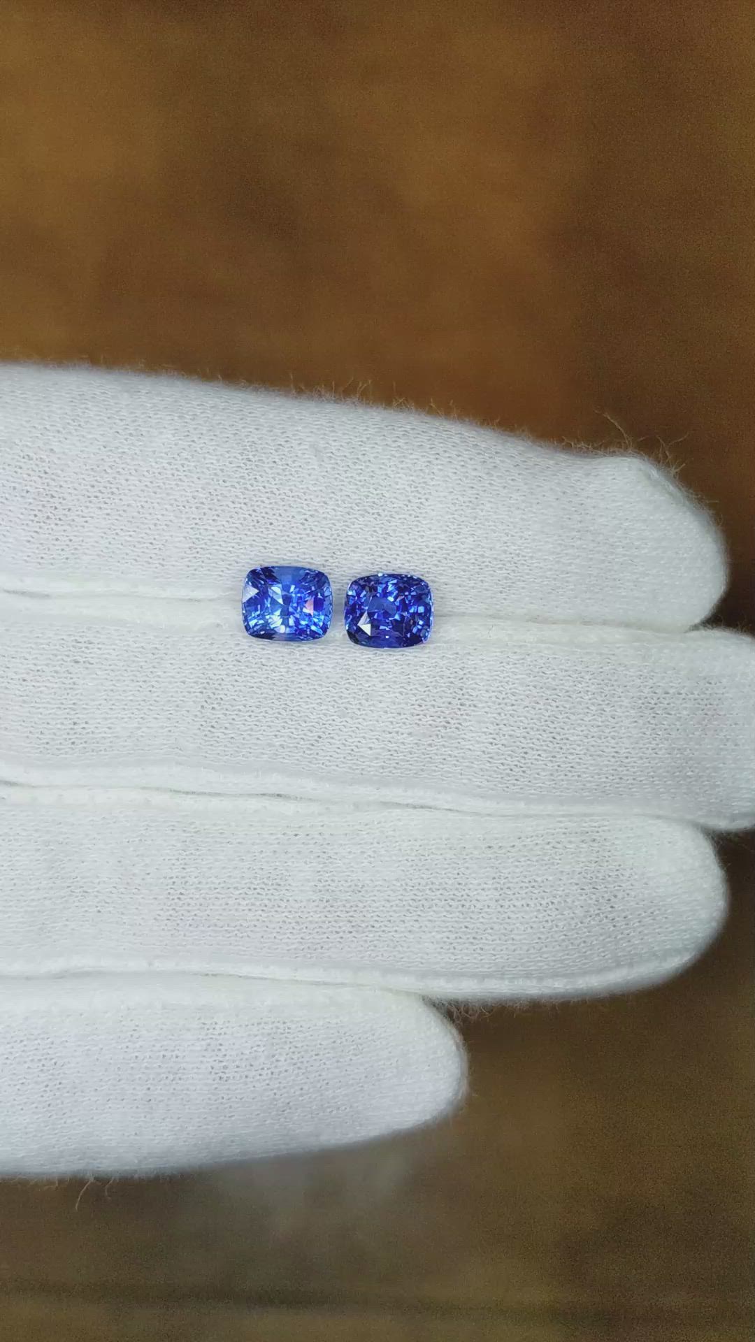 3.83&nbsp;Ct.Tw.Total Carat Weight Blue Sapphire Pair from Ceylon (Sri Lanka) Size Video