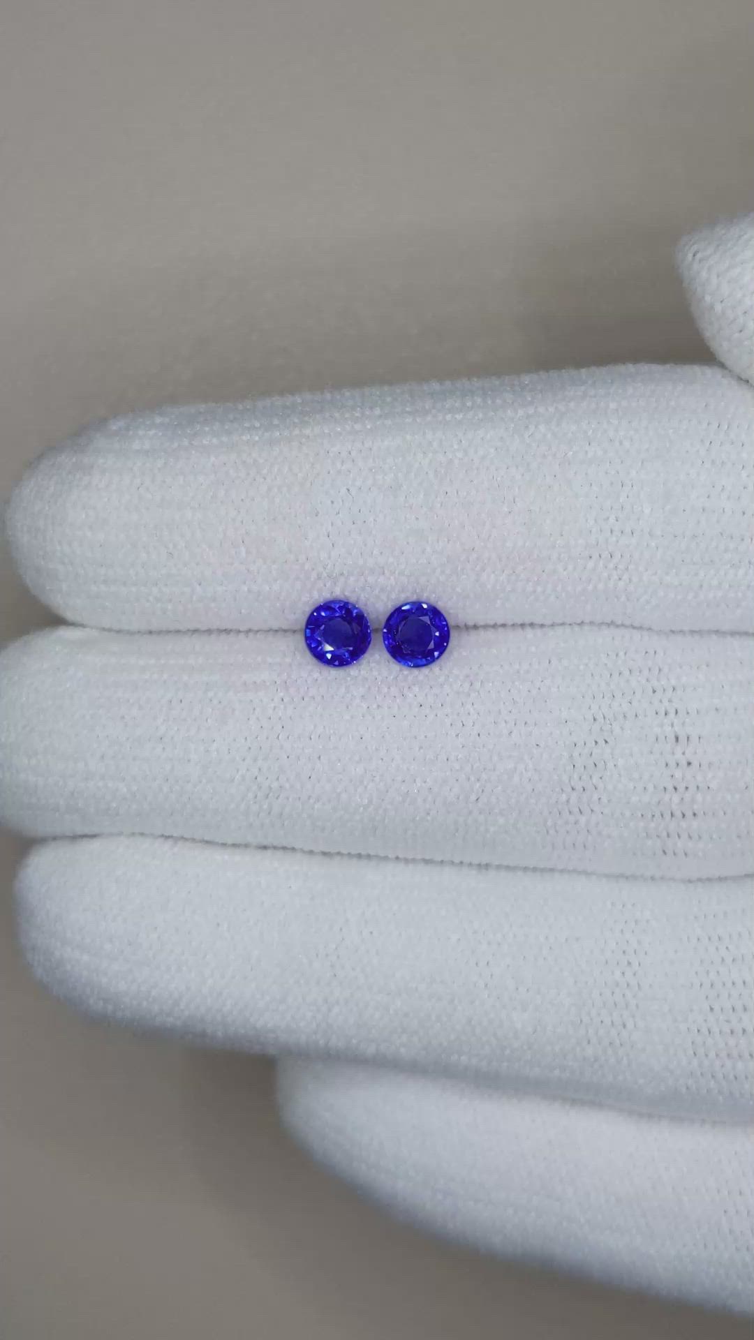 0.71&nbsp;Ct.Tw.Total Carat Weight Blue Sapphire Pair from Ceylon (Sri Lanka) Size Video
