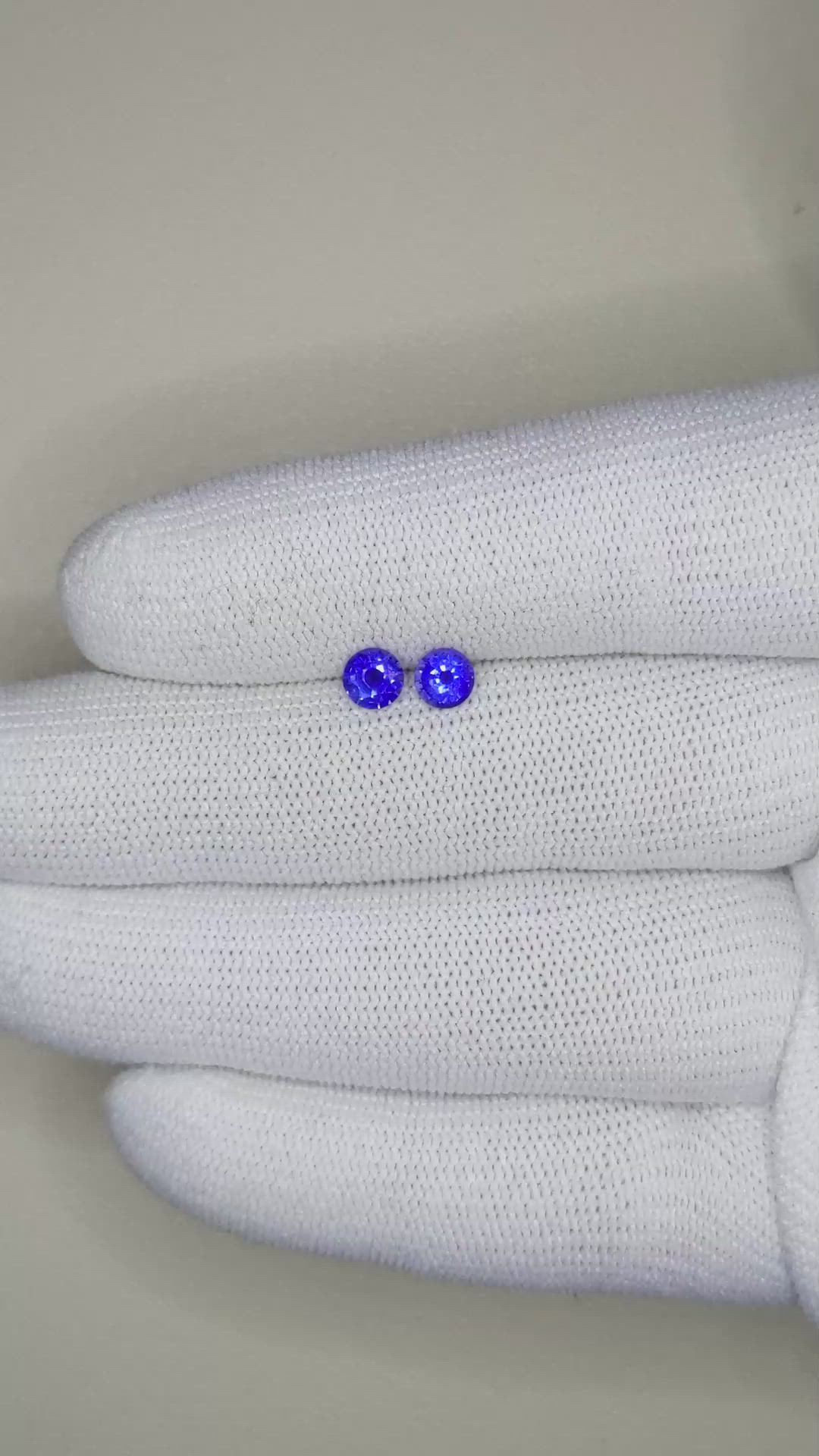 0.83 Ct.Tw.Total Carat Weight Blue Sapphire Pair from Ceylon (Sri Lanka) Size Video