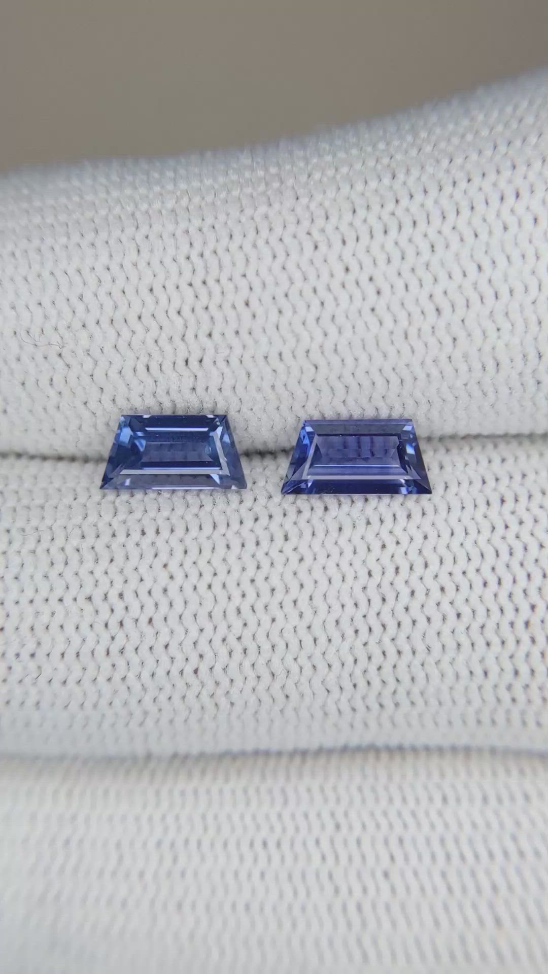 1.55&nbsp;Ct.Tw.Total Carat Weight Blue Sapphire Pair from Ceylon (Sri Lanka) Size Video