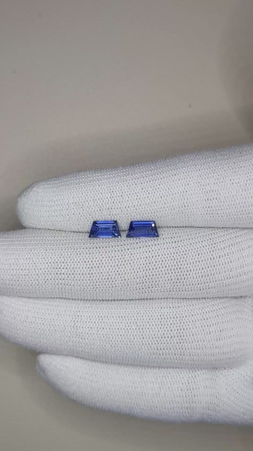 1.55&nbsp;Ct.Tw.Total Carat Weight Blue Sapphire Pair from Ceylon (Sri Lanka) Size Video