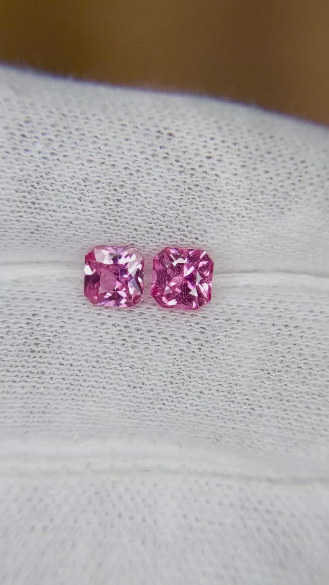 1.81&nbsp;Ct.Tw.Total Carat Weight Pink Sapphire Pair from Ceylon (Sri Lanka) Size Video