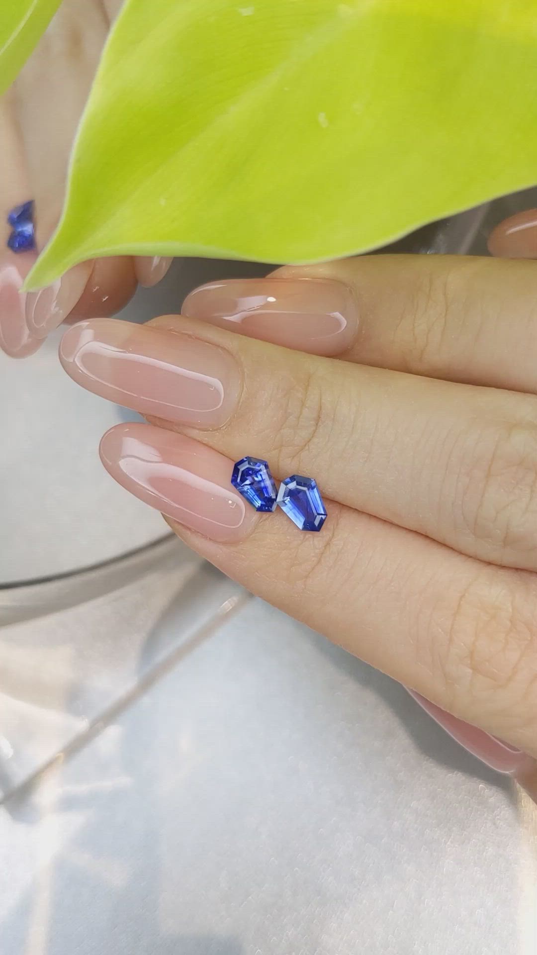 1.31&nbsp;Ct.Tw.Total Carat Weight Blue Sapphire Pair from Ceylon (Sri Lanka) Size Video