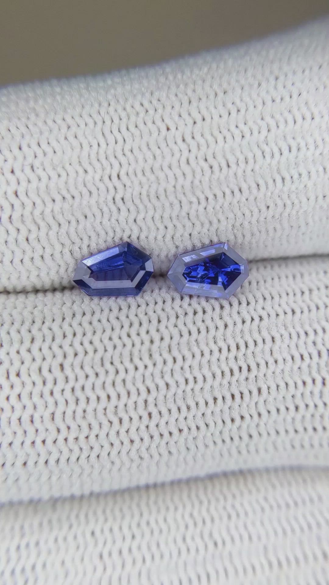0.88 Ct.Tw.Total Carat Weight Blue Sapphire Pair from Ceylon (Sri Lanka) Size Video