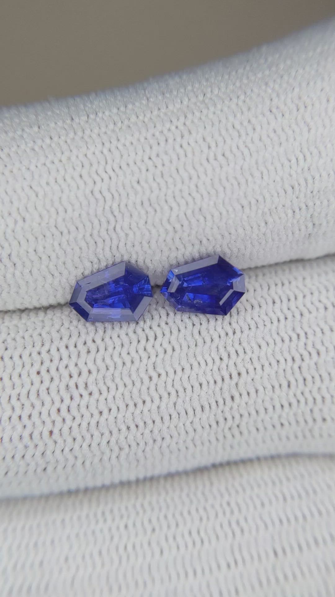 1.53 Ct.Tw.Total Carat Weight Blue Sapphire Pair from Ceylon (Sri Lanka) Size Video