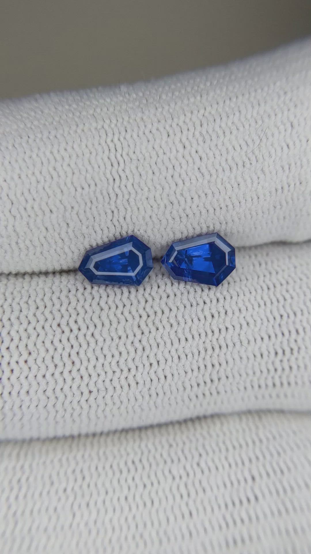 1.68 Ct.Tw.Total Carat Weight Blue Sapphire Pair from Ceylon (Sri Lanka) Size Video