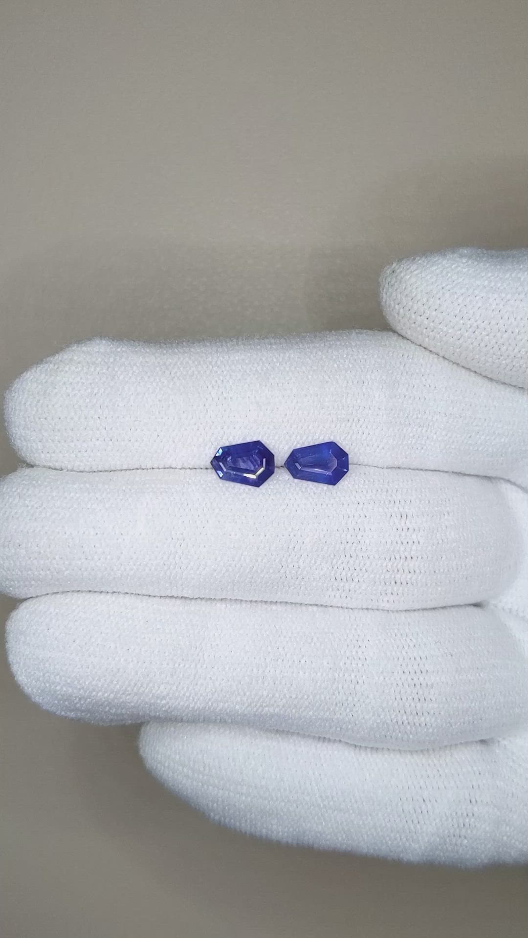 1.21 Ct.Tw.Total Carat Weight Blue Sapphire Pair from Ceylon (Sri Lanka) Size Video