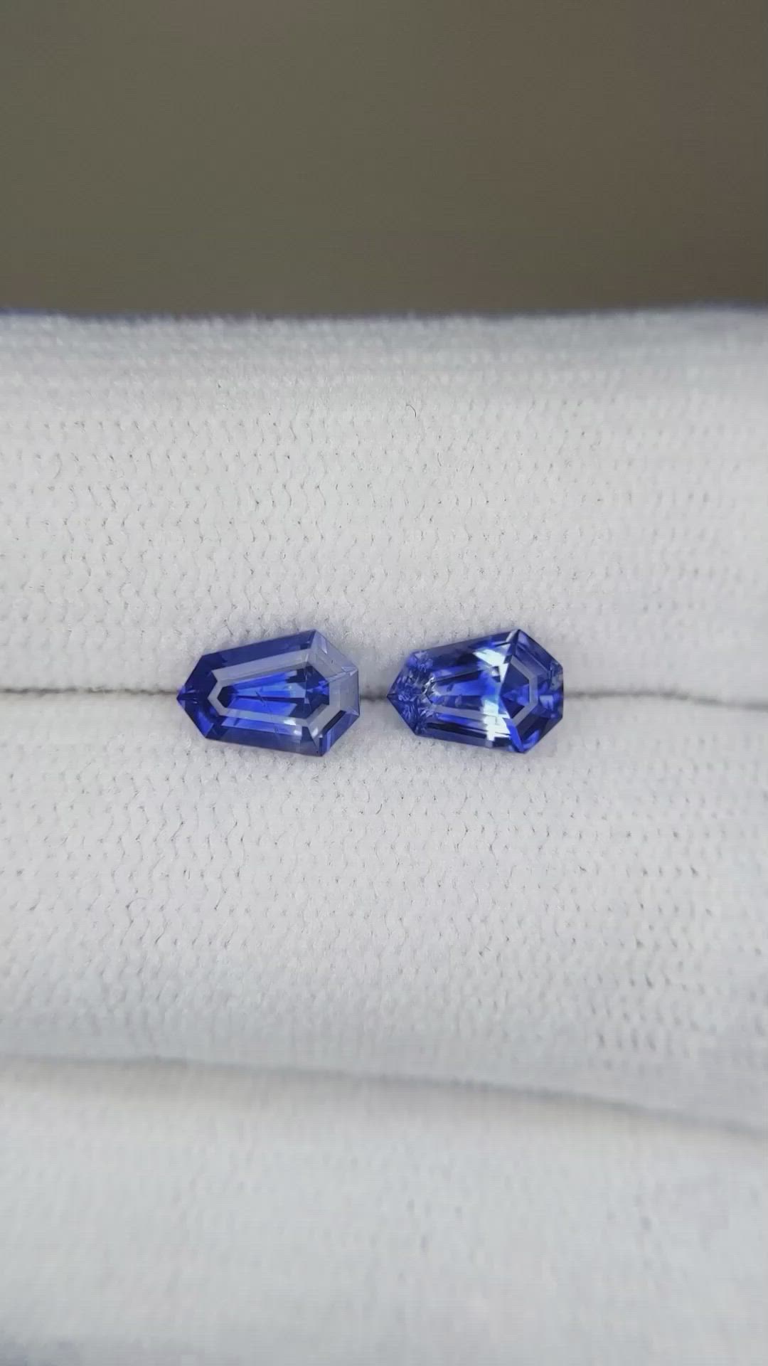 1.51 Ct.Tw.Total Carat Weight Blue Sapphire Pair from Ceylon (Sri Lanka) Size Video