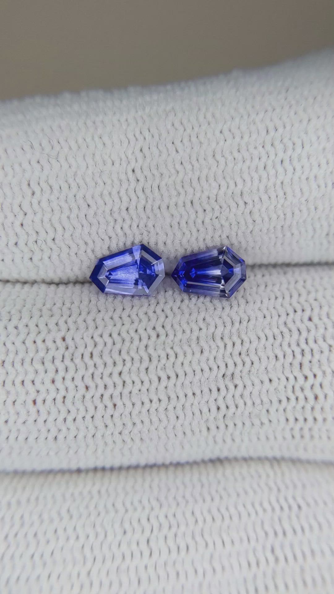 1.15 Ct.Tw.Total Carat Weight Blue Sapphire Pair from Ceylon (Sri Lanka) Size Video