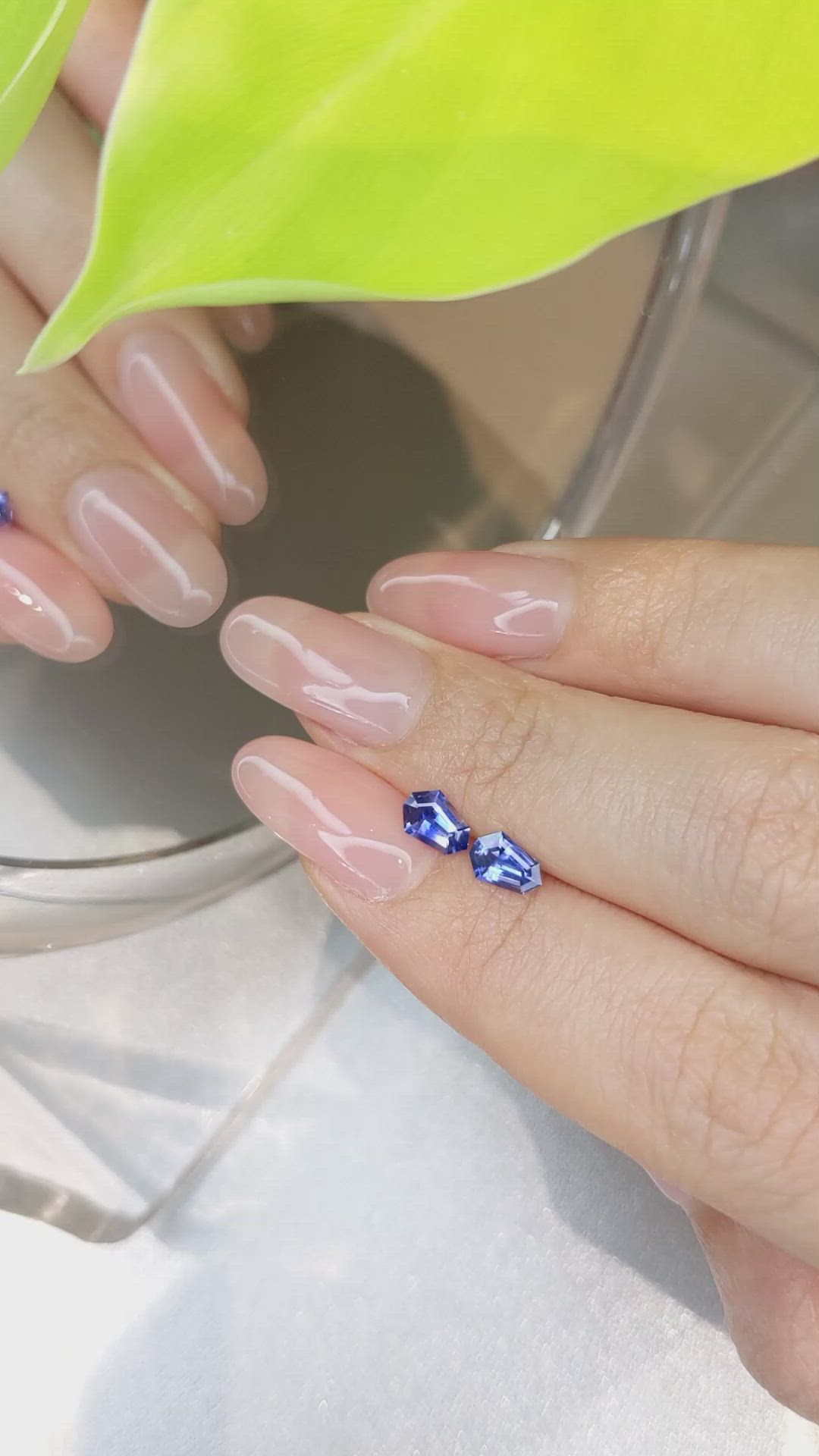 1.03&nbsp;Ct.Tw.Total Carat Weight Blue Sapphire Pair from Ceylon (Sri Lanka) Size Video