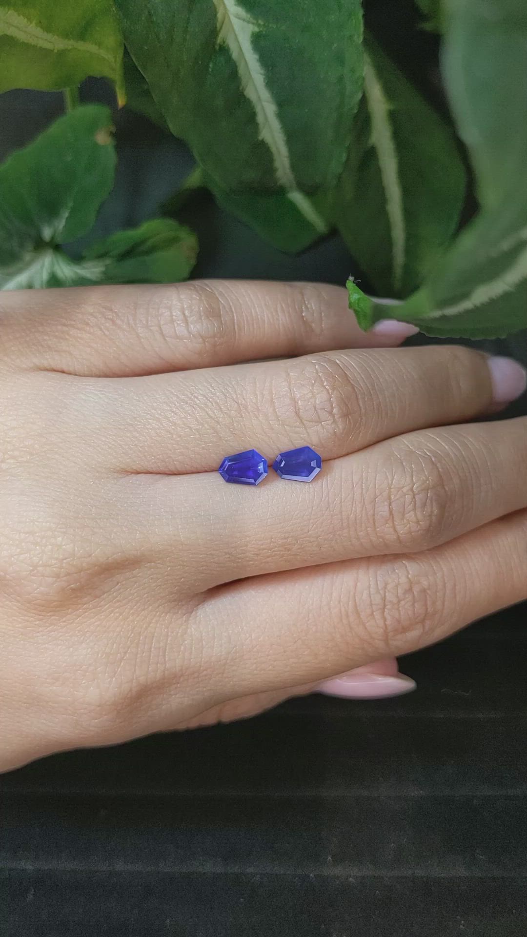 1.23 Ct.Tw.Total Carat Weight Blue Sapphire Pair from Ceylon (Sri Lanka) Size Video
