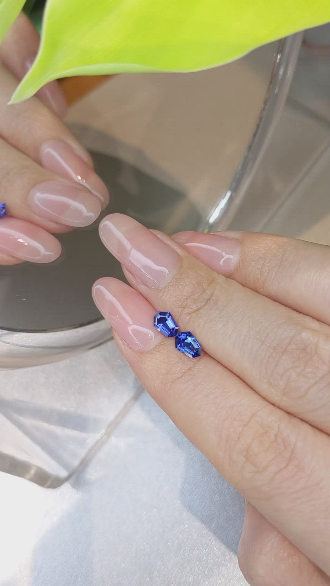 1.00&nbsp;Ct.Tw.Total Carat Weight Blue Sapphire Pair from Ceylon (Sri Lanka) Size Video