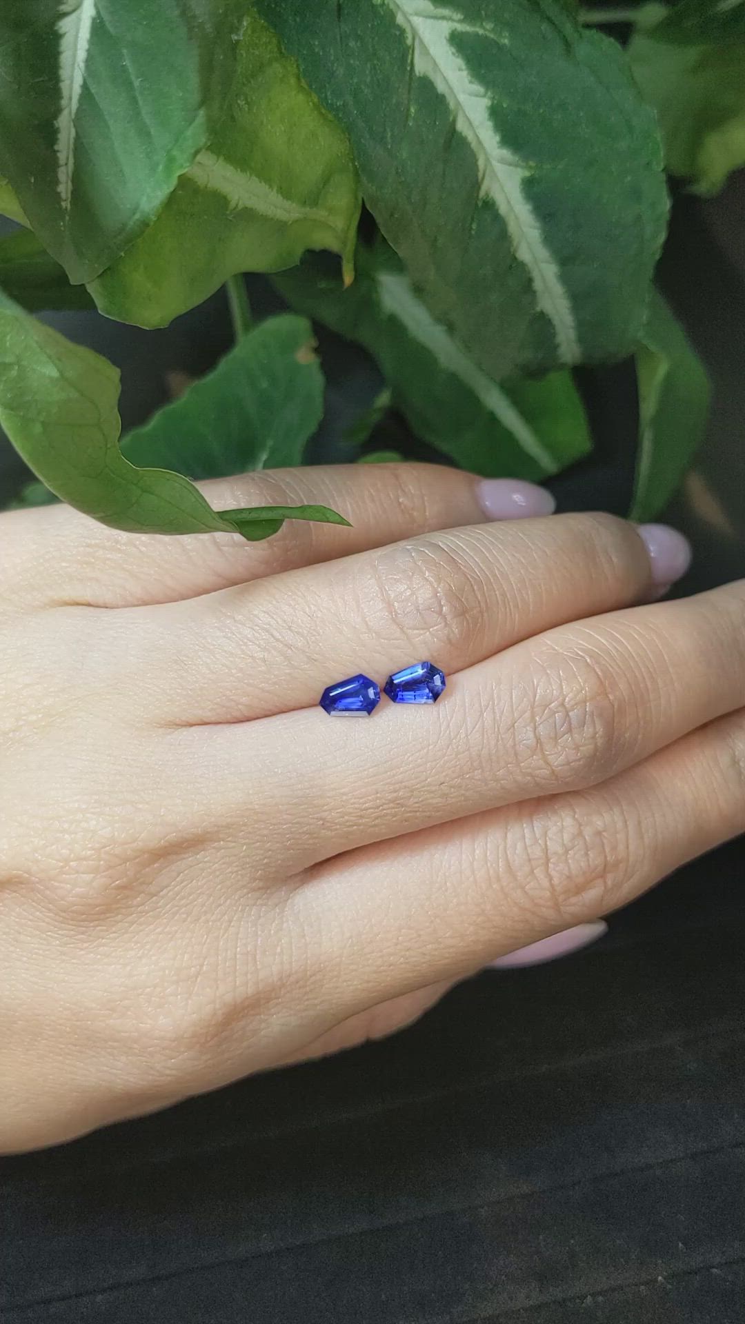 1.08 Ct.Tw.Total Carat Weight Blue Sapphire Pair from Ceylon (Sri Lanka) Size Video
