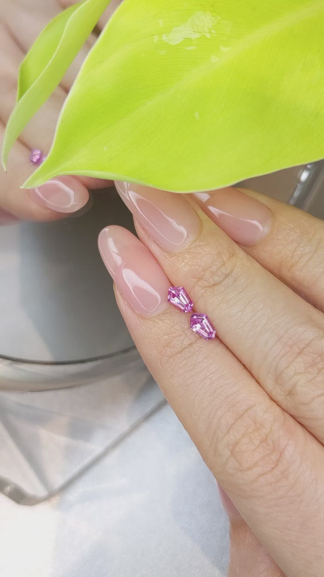 0.85&nbsp;Ct.Tw.Total Carat Weight Pink Sapphire Pair from Ceylon (Sri Lanka) Size Video