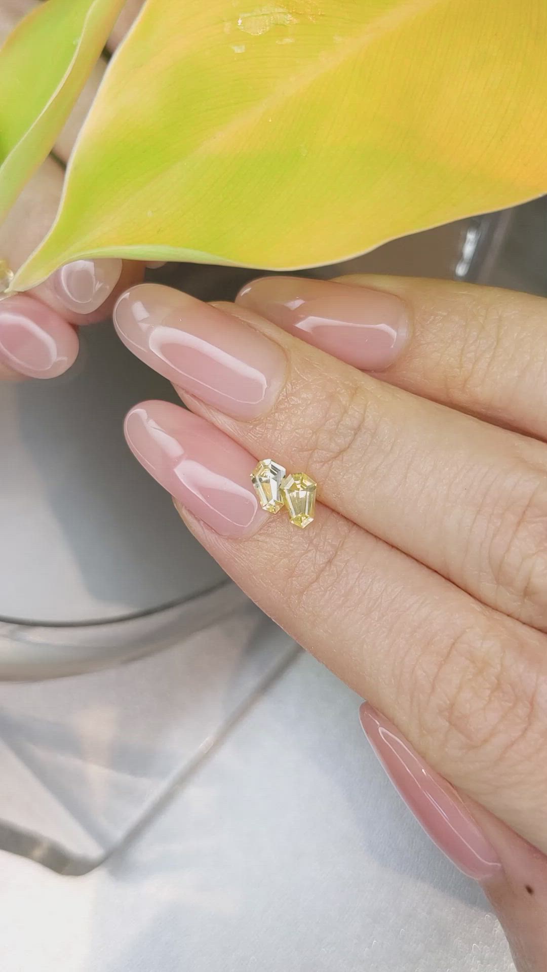 0.84&nbsp;Ct.Tw.Total Carat Weight Yellow Sapphire Pair from Ceylon (Sri Lanka) Size Video