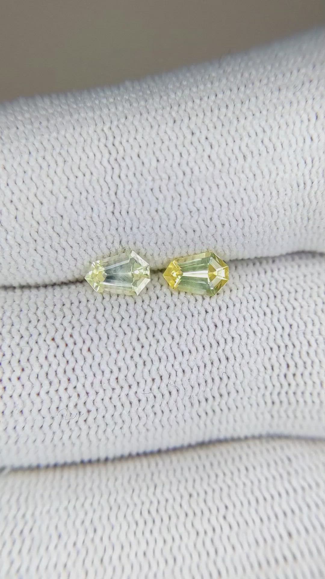 0.92&nbsp;Ct.Tw.Total Carat Weight Yellow Sapphire Pair from Ceylon (Sri Lanka) Size Video