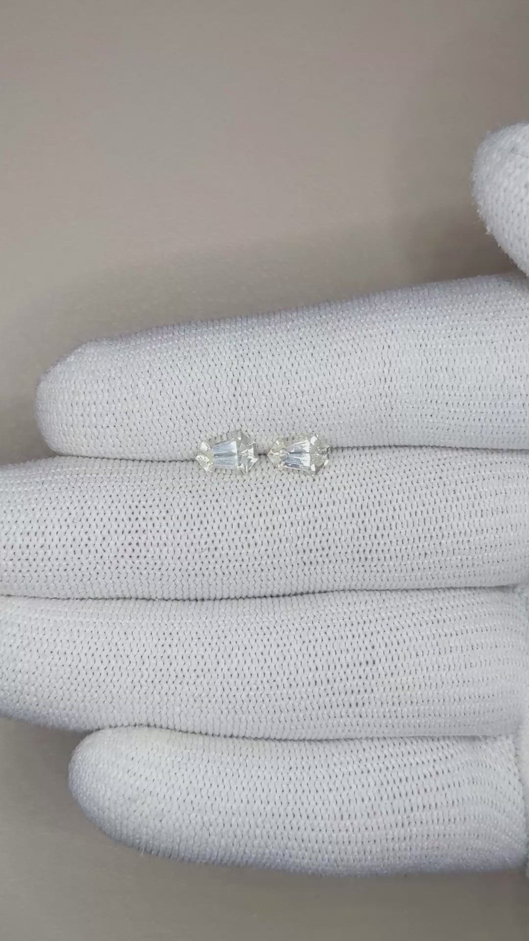 1.64 Ct.Tw.Total Carat Weight Yellow Sapphire Pair from Ceylon (Sri Lanka) Size Video