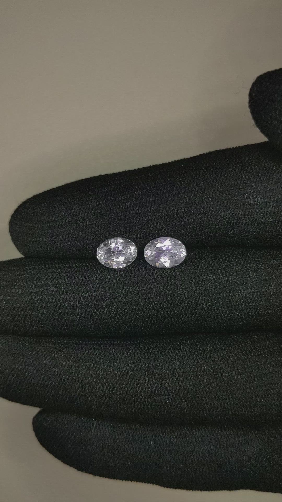 2.67&nbsp;Ct.Tw.Total Carat Weight White Sapphire Pair from Ceylon (Sri Lanka) Size Video