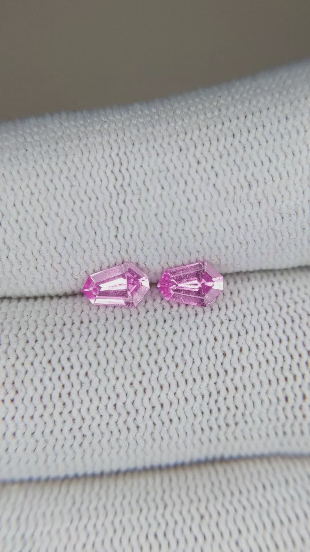 0.72&nbsp;Ct.Tw.Total Carat Weight Pink Sapphire Pair from Ceylon (Sri Lanka) Size Video