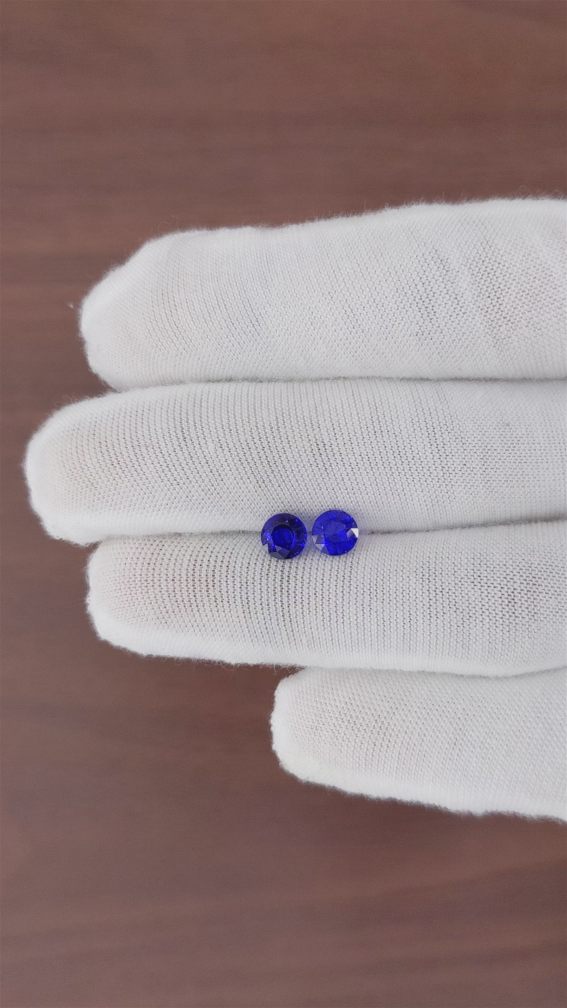 1.40 Ct.Tw.Total Carat Weight Blue Sapphire Pair from Ceylon (Sri Lanka) Size Video