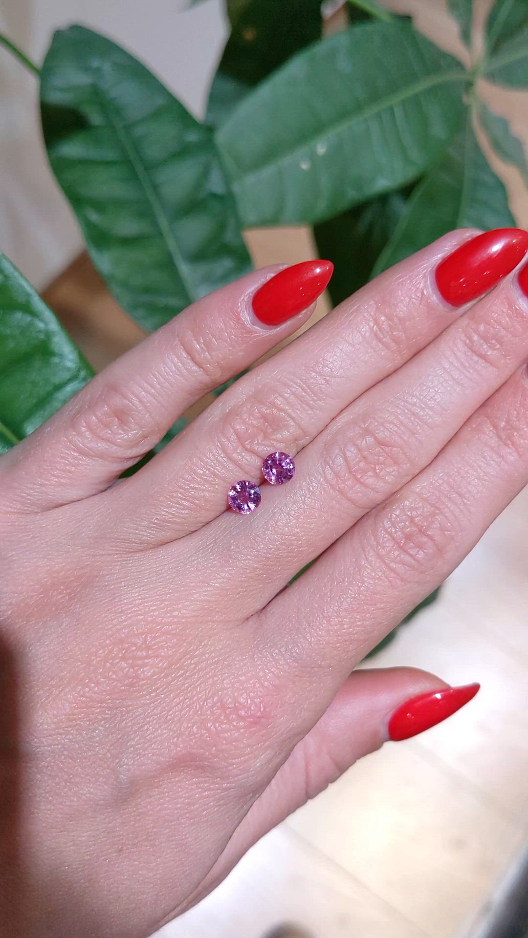 1.43&nbsp;Ct.Tw.Total Carat Weight Pink Sapphire Pair from Ceylon (Sri Lanka) Size Video