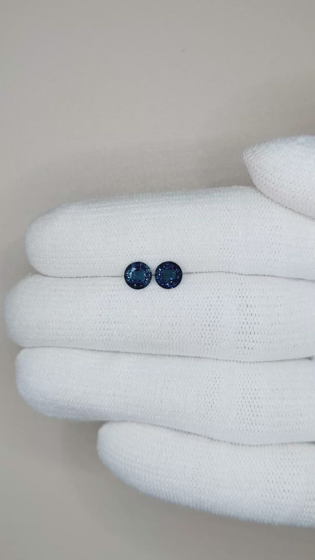 1.24 Ct.Tw.Total Carat Weight Blue Sapphire Pair from Ceylon (Sri Lanka) Size Video
