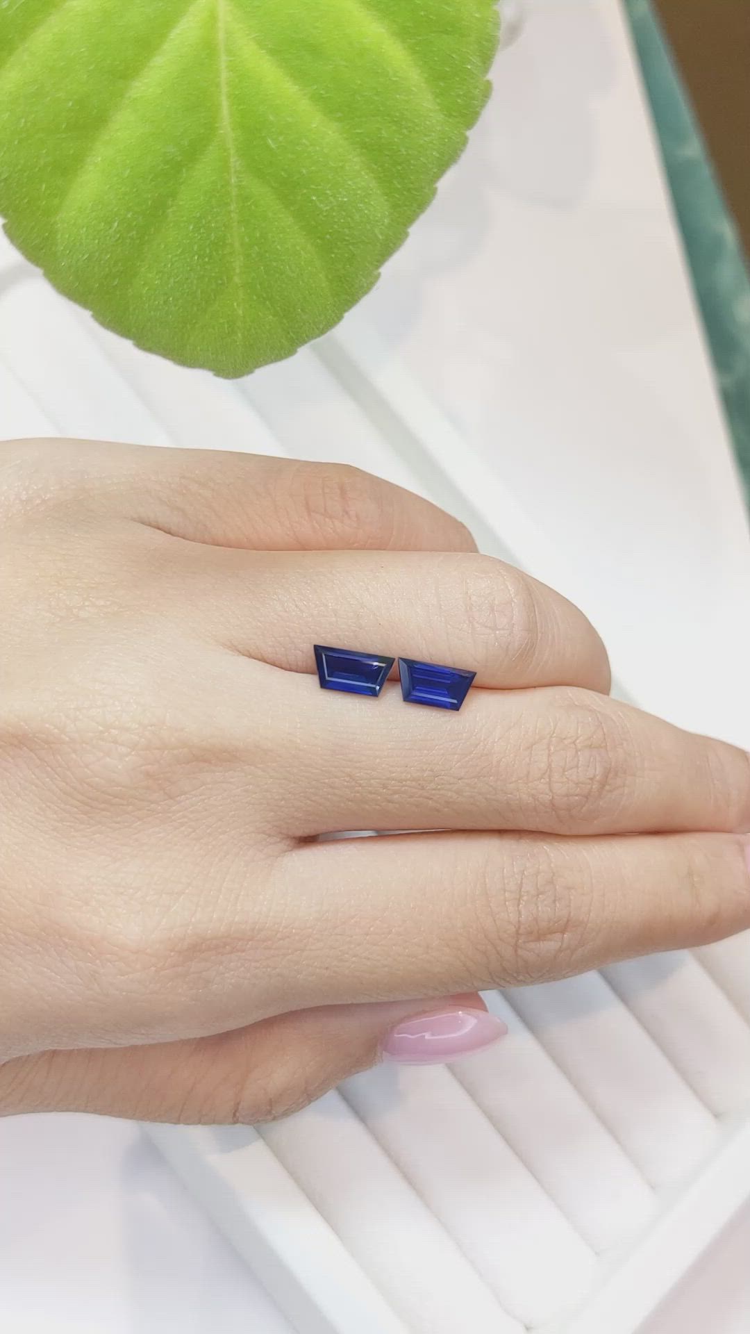 2.45&nbsp;Ct.Tw.Total Carat Weight Blue Sapphire Pair from Ceylon (Sri Lanka) Size Video