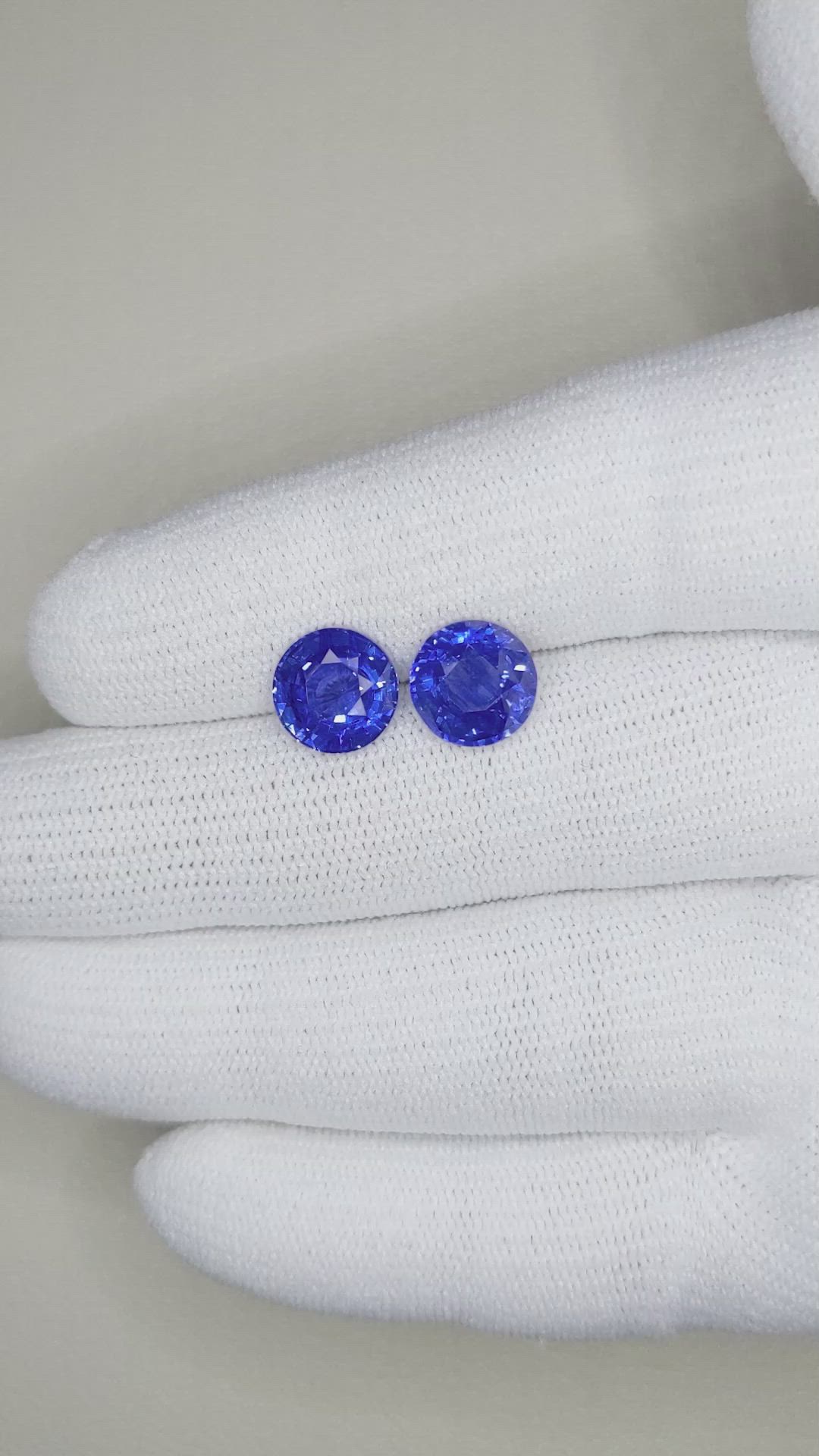 6.07&nbsp;Ct.Tw.Total Carat Weight Blue Sapphire Pair from Ceylon (Sri Lanka) Size Video