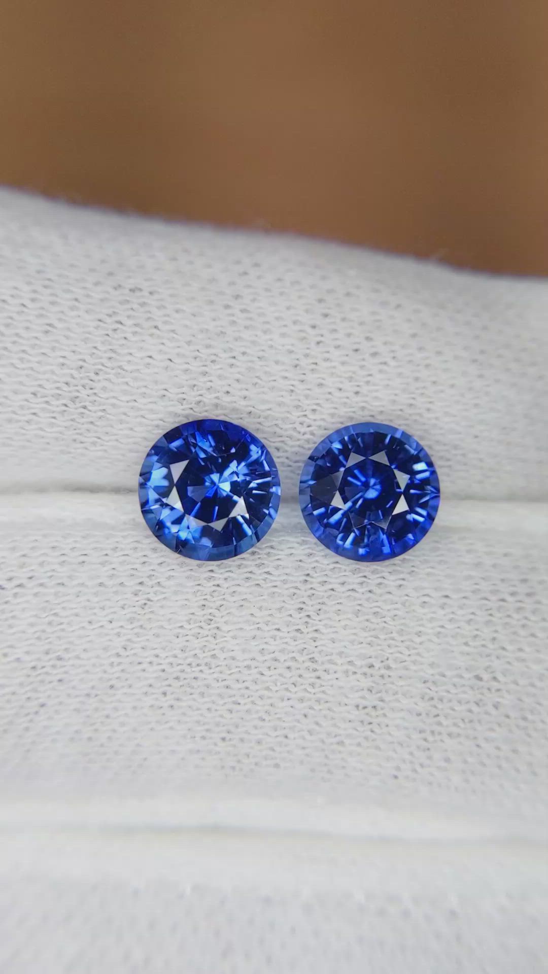 4.15 Ct.Tw.Total Carat Weight Blue Sapphire Pair from Ceylon (Sri Lanka) Size Video