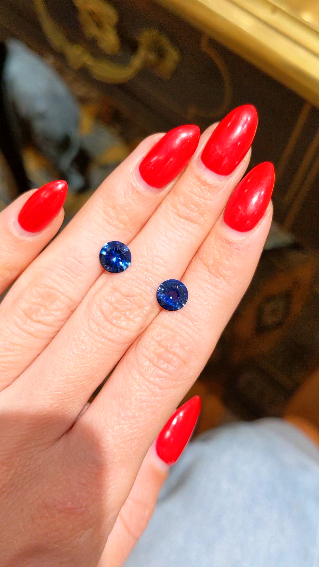 2.82&nbsp;Ct.Tw.Total Carat Weight Blue Sapphire Pair from Ceylon (Sri Lanka) Size Video