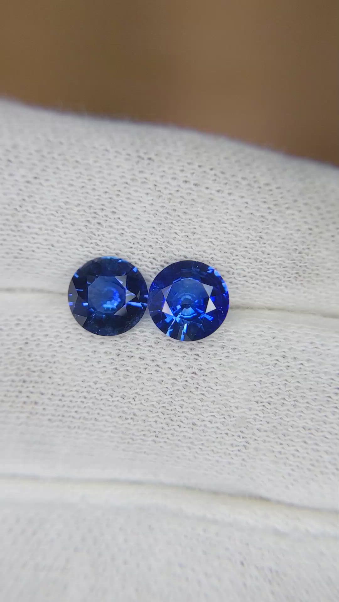 2.58 Ct.Tw.Total Carat Weight Blue Sapphire Pair from Ceylon (Sri Lanka) Size Video