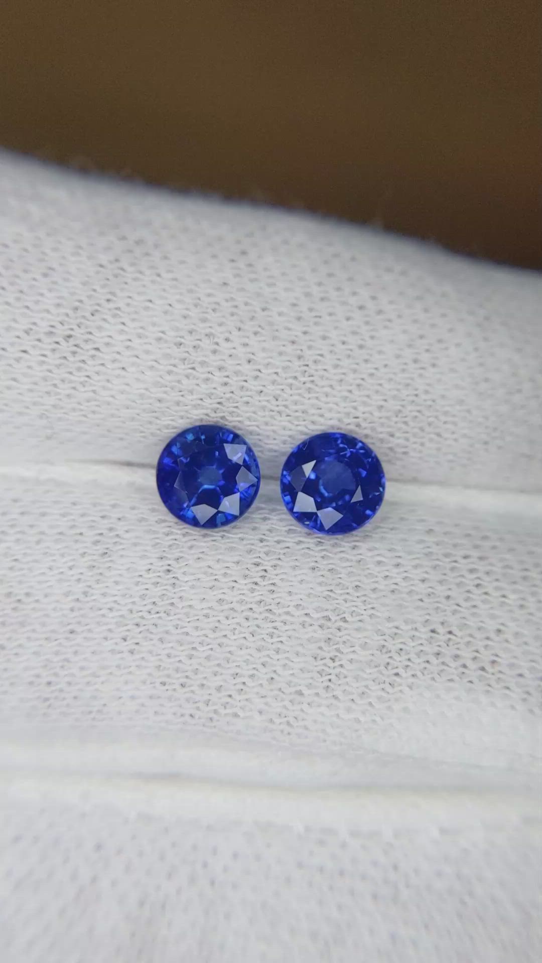2.01 Ct.Tw.Total Carat Weight Blue Sapphire Pair from Ceylon (Sri Lanka) Size Video