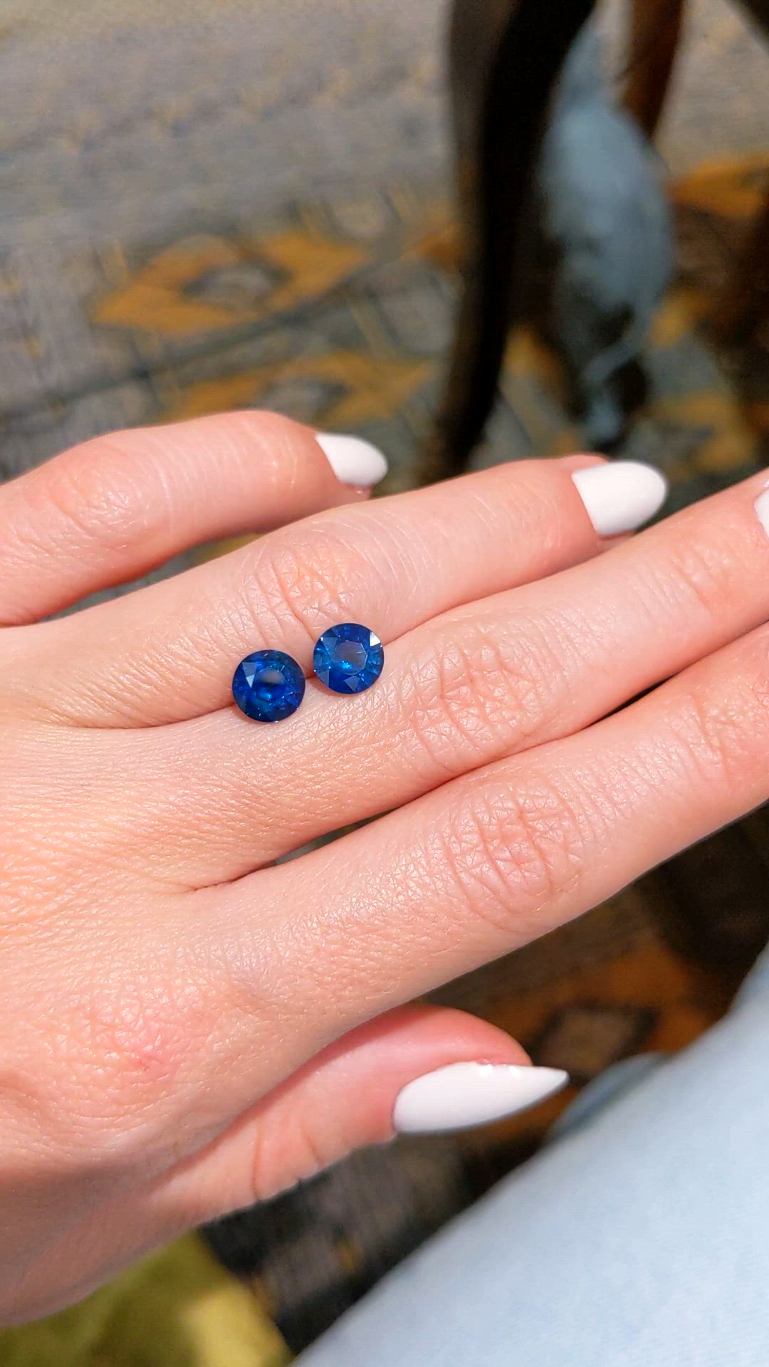 2.87&nbsp;Ct.Tw.Total Carat Weight Blue Sapphire Pair from Ceylon (Sri Lanka) Size Video