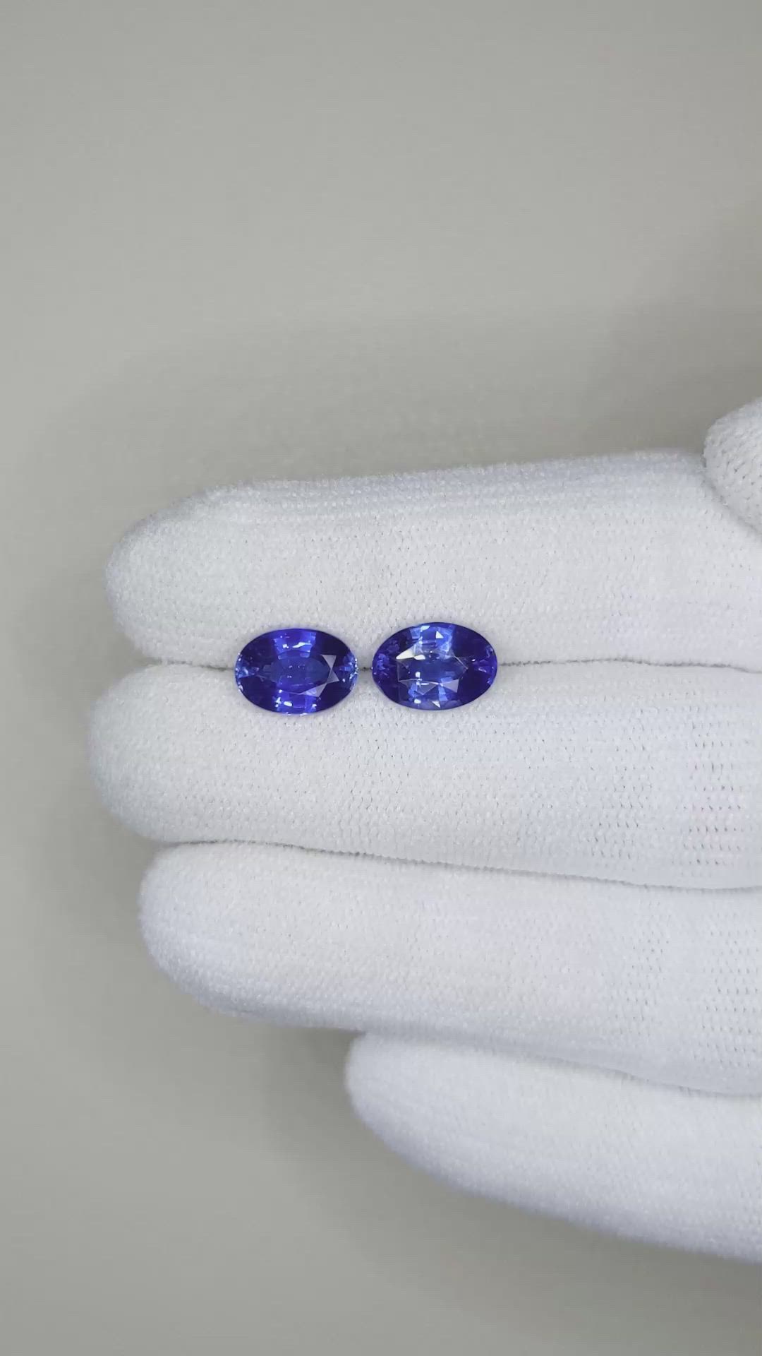 3.88&nbsp;Ct.Tw.Total Carat Weight Blue Sapphire Pair from Ceylon (Sri Lanka) Size Video