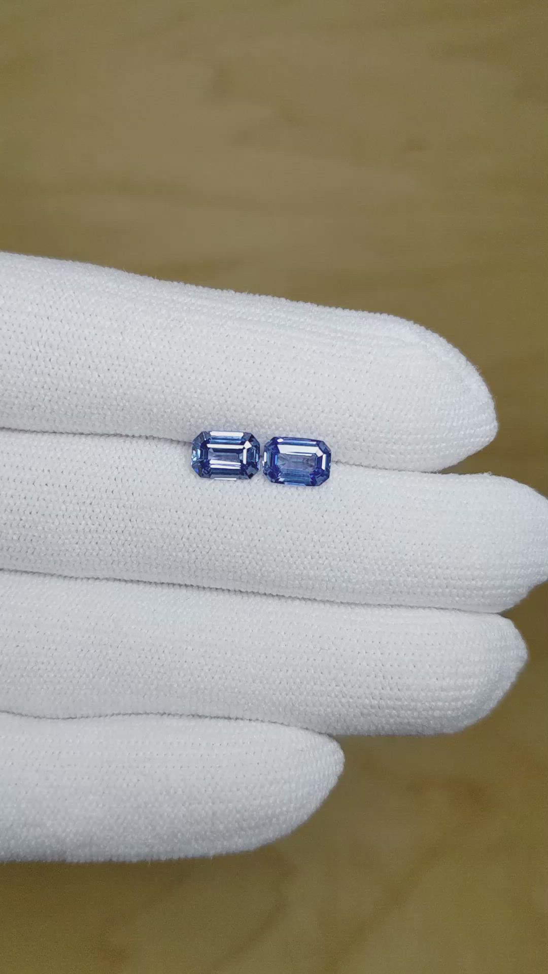 2.07&nbsp;Ct.Tw.Total Carat Weight Blue Sapphire Pair from Ceylon (Sri Lanka) Size Video