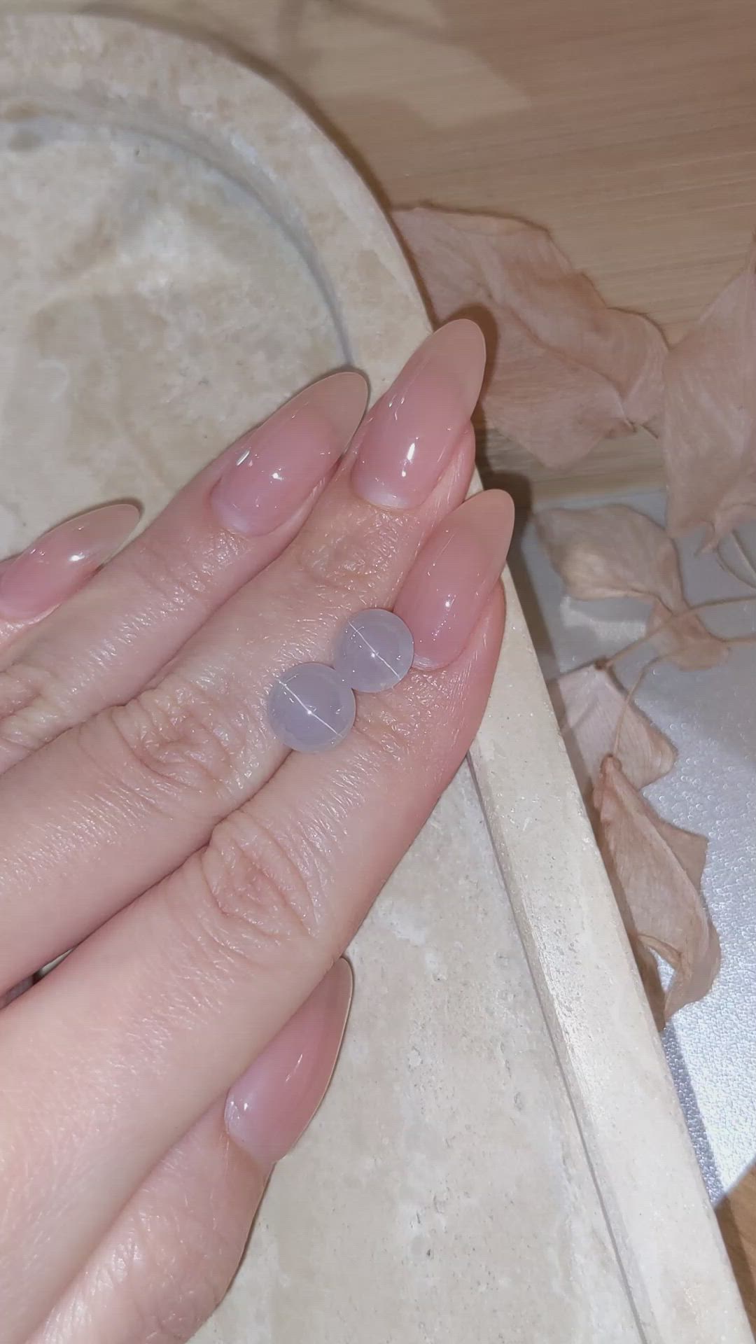 9.15&nbsp;Ct.Tw.Total Carat Weight White Star Sapphire Pair from Ceylon (Sri Lanka) Size Video