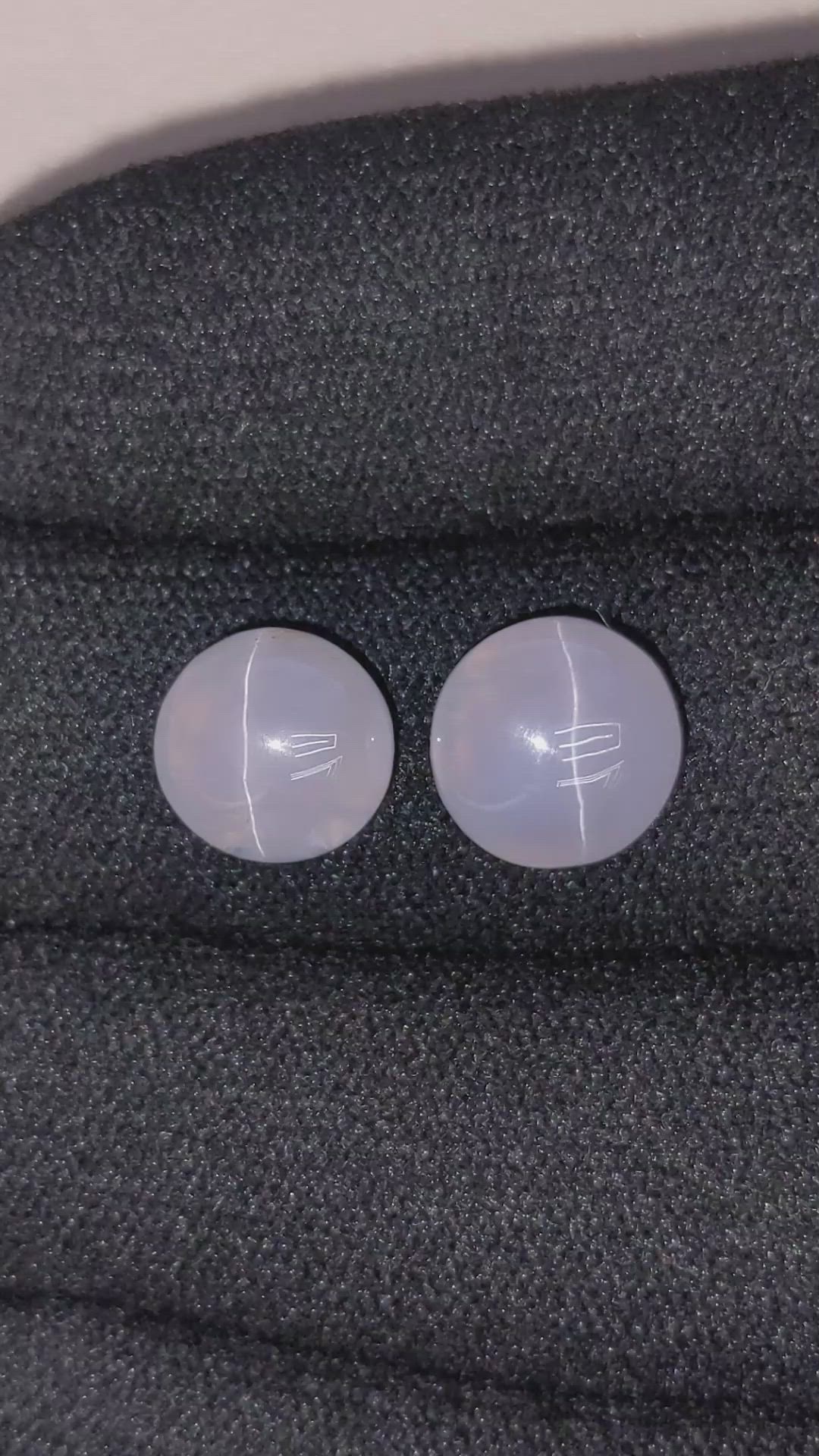 9.15&nbsp;Ct.Tw.Total Carat Weight White Star Sapphire Pair from Ceylon (Sri Lanka) Size Video