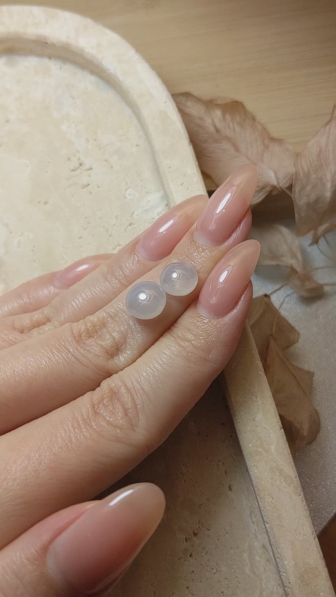 9.15&nbsp;Ct.Tw.Total Carat Weight White Star Sapphire Pair from Ceylon (Sri Lanka) Size Video