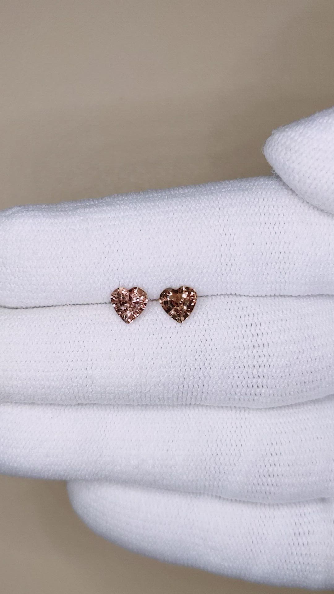 0.95&nbsp;Ct.Tw.Total Carat Weight Pinkish Brown Sapphire Pair from Ceylon (Sri Lanka) Size Video