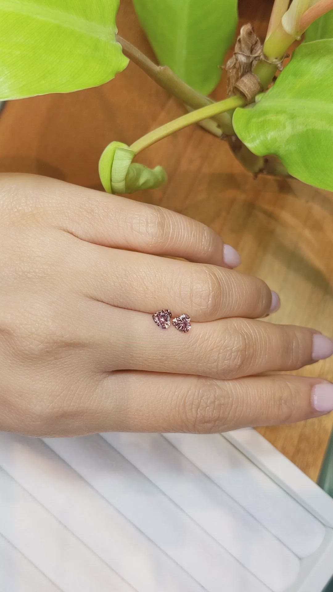 0.95&nbsp;Ct.Tw.Total Carat Weight Pinkish Brown Sapphire Pair from Ceylon (Sri Lanka) Size Video