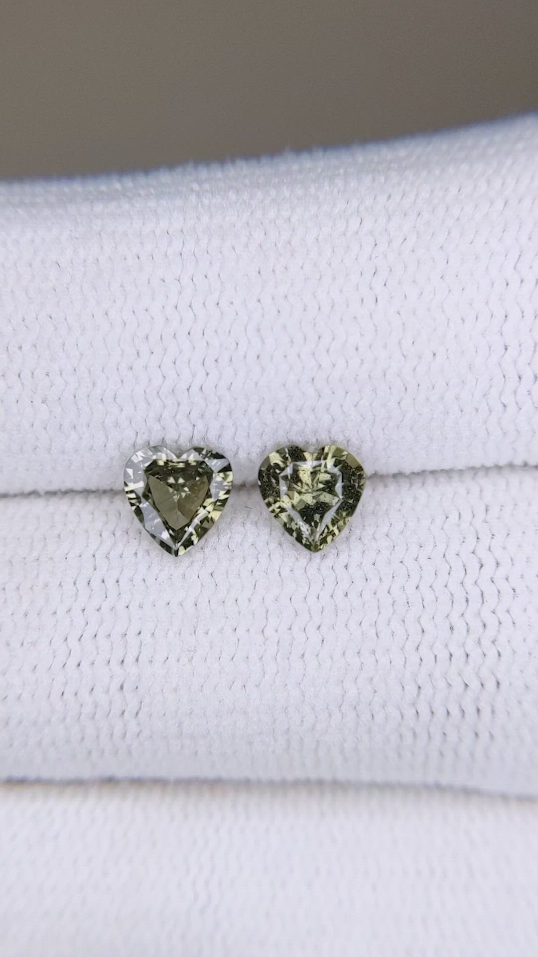 0.93 Ct.Tw.Total Carat Weight Green Sapphire Pair from Ceylon (Sri Lanka) Size Video