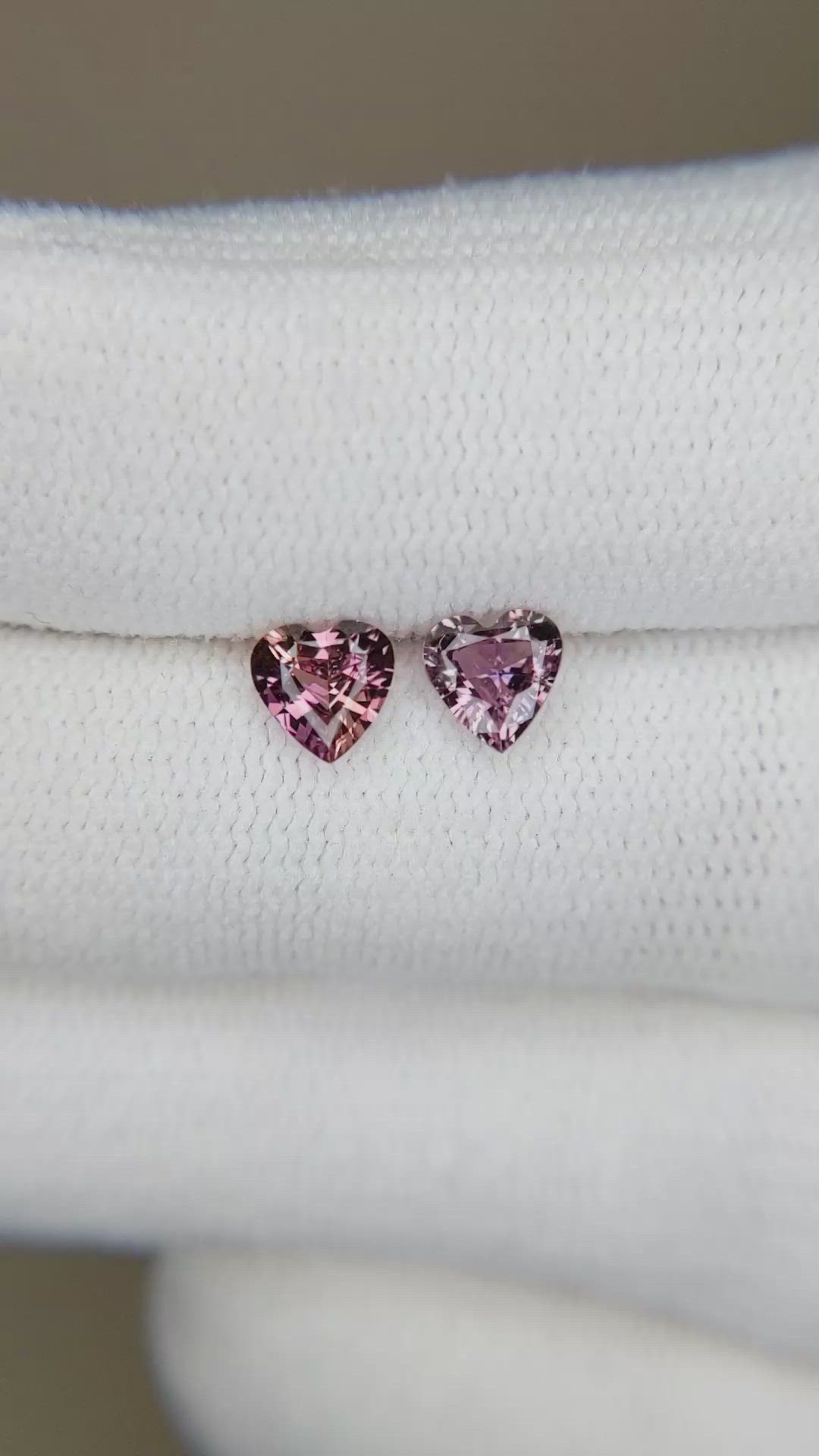 0.84&nbsp;Ct.Tw.Total Carat Weight Reddish Pink Sapphire Pair from Ceylon (Sri Lanka) Size Video