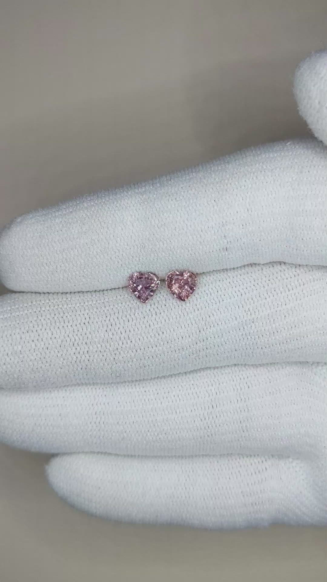 1.10&nbsp;Ct.Tw.Total Carat Weight Pinkish Purple Sapphire Pair from Ceylon (Sri Lanka) Size Video