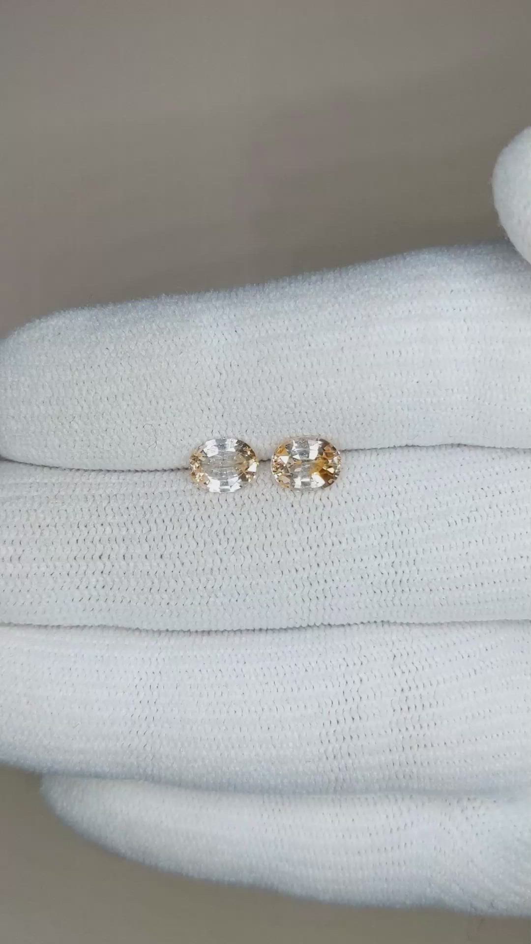 1.71&nbsp;Ct.Tw.Total Carat Weight Bi Color Sapphire Pair from Ceylon (Sri Lanka) Size Video