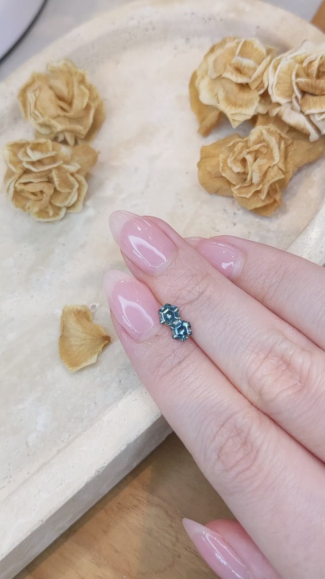 0.95&nbsp;Ct.Tw.Total Carat Weight Bluish Green Sapphire Pair from Montana Size Video