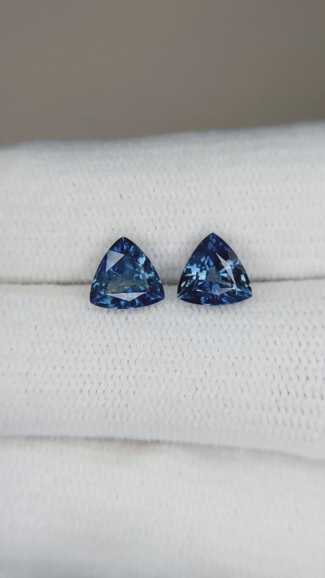 2.52 Ct.Tw.Total Carat Weight Blue Sapphire Pair from Ceylon (Sri Lanka) Size Video