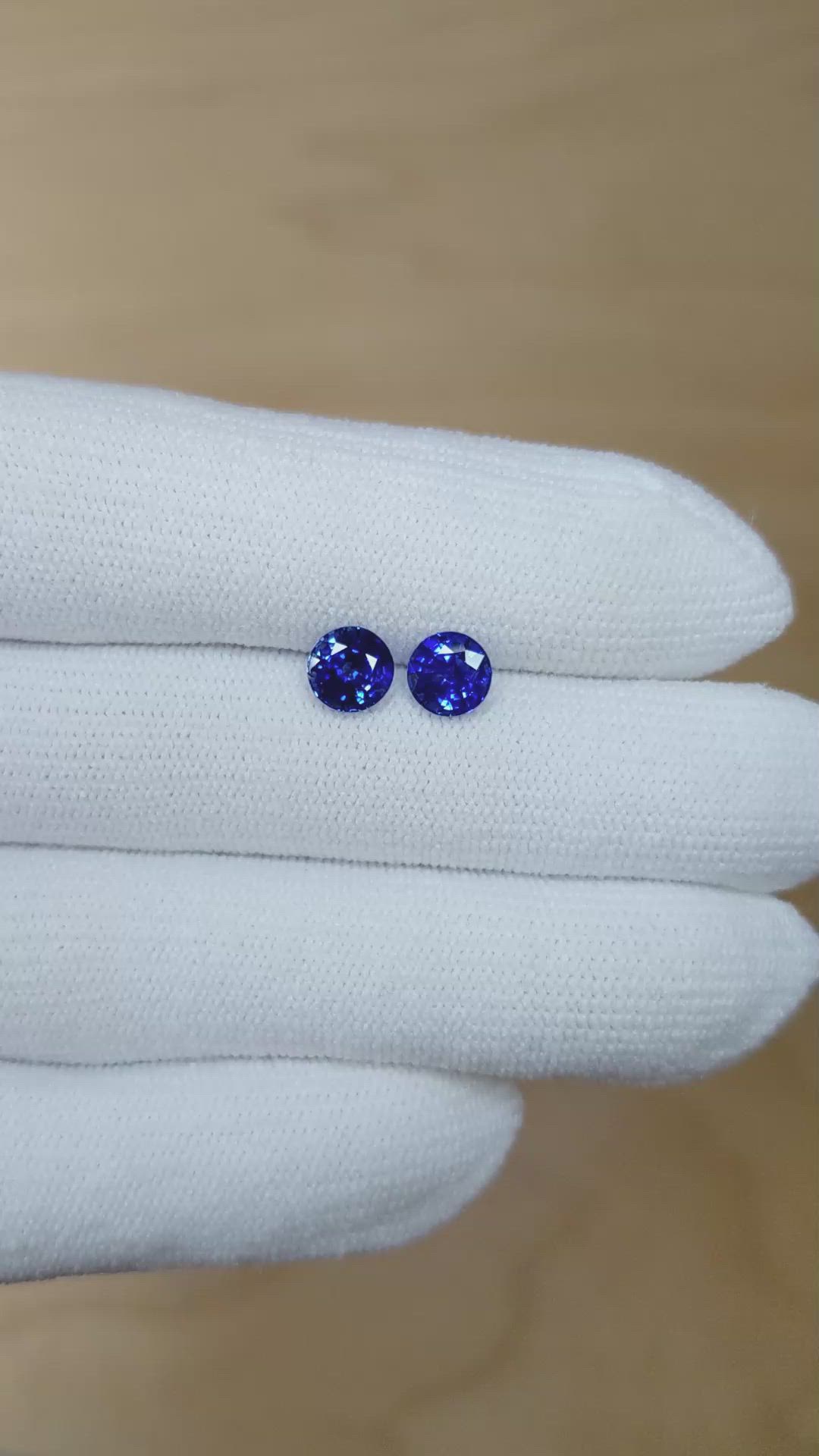 2.11&nbsp;Ct.Tw.Total Carat Weight Blue Sapphire Pair from Ceylon (Sri Lanka) Size Video