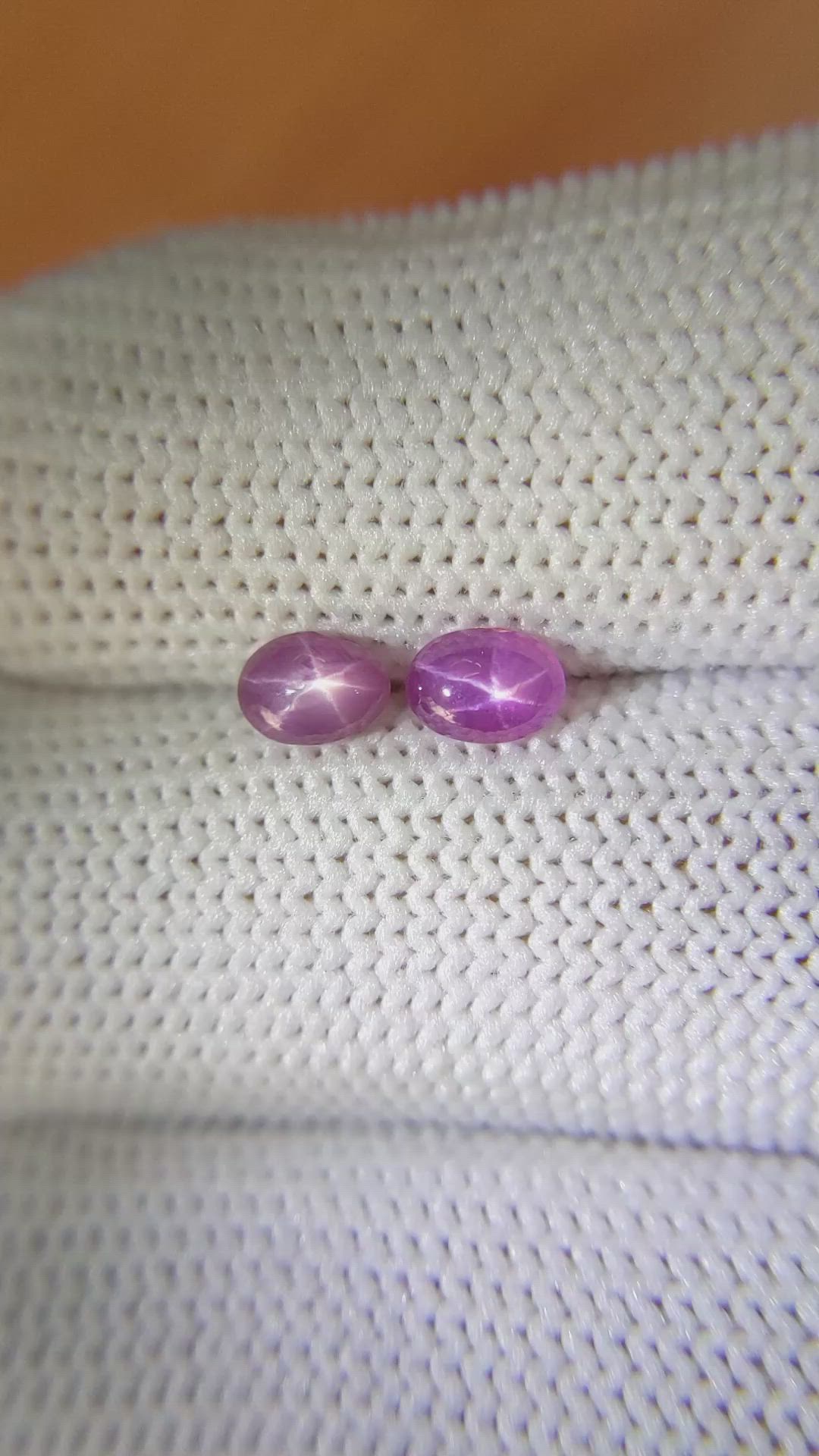 1.17&nbsp;Ct.Tw.Total Carat Weight Pinkish Purple Star Sapphire Pair from Ceylon (Sri Lanka) Size Video