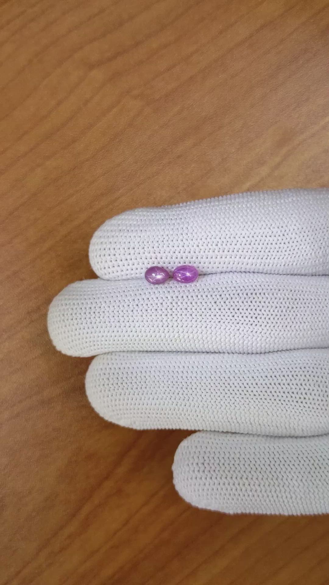 1.17&nbsp;Ct.Tw.Total Carat Weight Pinkish Purple Star Sapphire Pair from Ceylon (Sri Lanka) Size Video