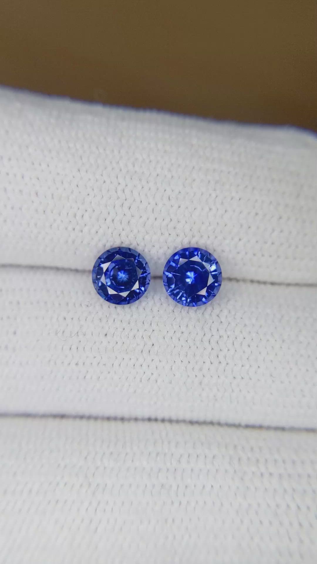 1.66 Ct.Tw.Total Carat Weight Blue Sapphire Pair from Ceylon (Sri Lanka) Size Video